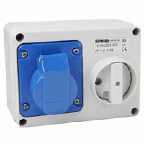 16A 240V 2P+E surface mounted interlocking skt