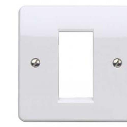 MK K181 WHI 1G 1 module euro frontplate