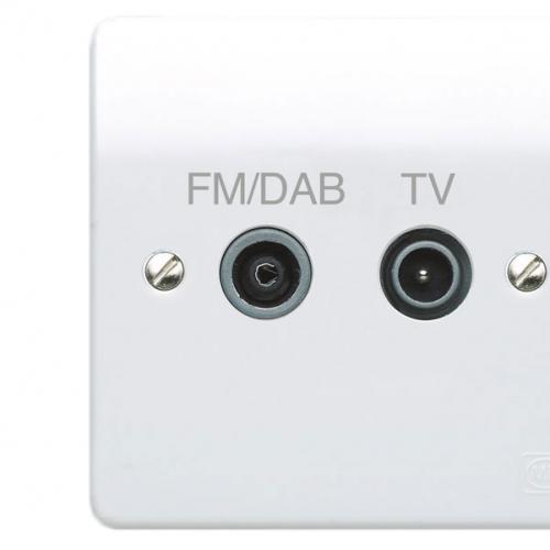 MK K3552WHI 1G twin TV/FM diplexer