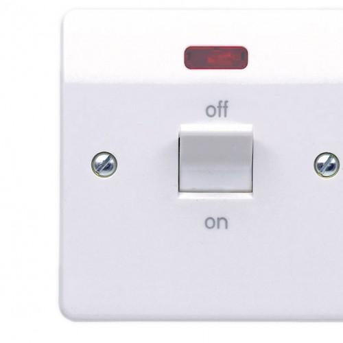 MK K5105WHI 32A DP switch with neon (small)