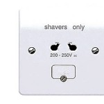 MK K700WHI shaver socket (not for bathrooms)